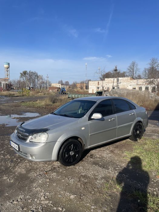 Продам шевроле лачетті!