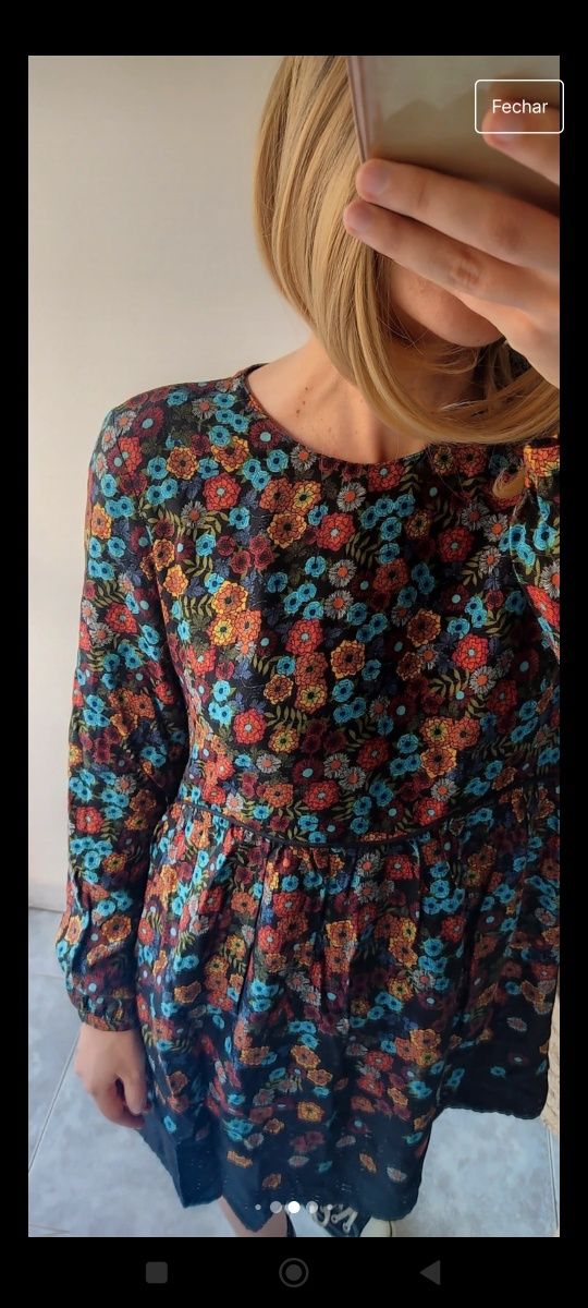Vestido floral Zara