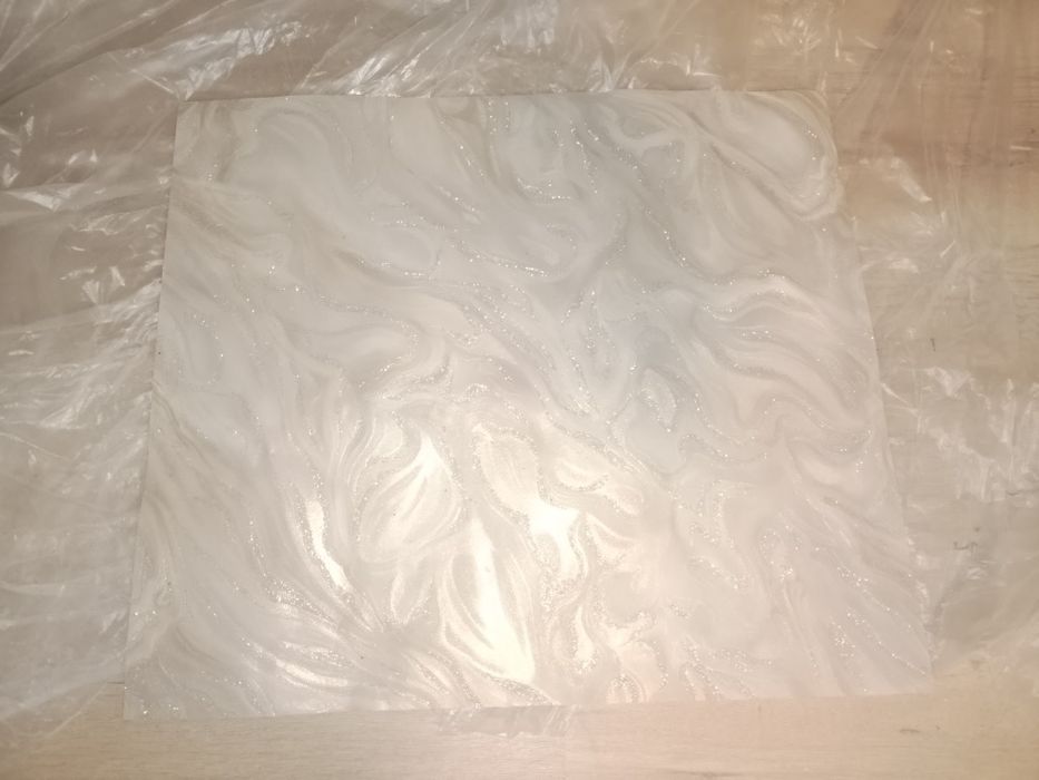 Продам шпалери вінілові на паперовій основі