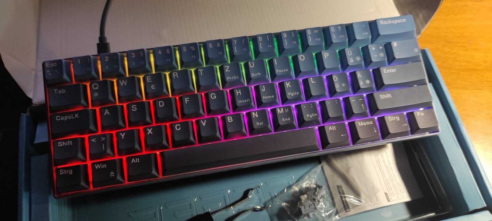MageGee MK-STAR61 60 механічна клавіатура нова UK Layout