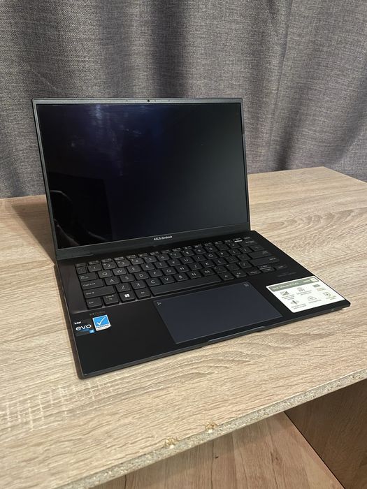 Asus Zenbook 14, с нюансами.