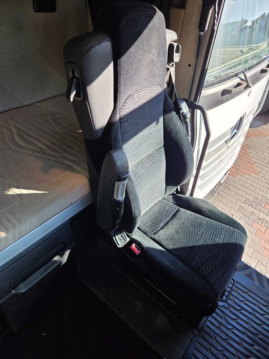 Fotel kierowcy pneumat pasażera Mercedes Actros Arocs Antos MP4 MP5