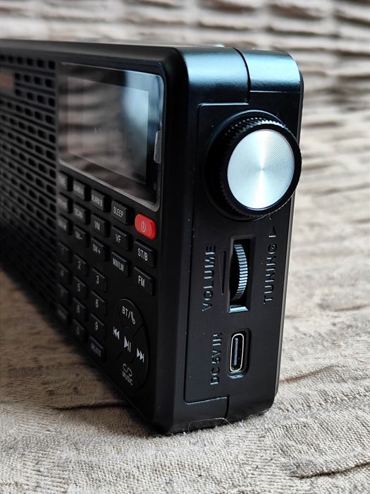 Радио XHDATA D 109 FM/AM/SW/LW  с МР3, Bluetooth, 18650 аккумулятор