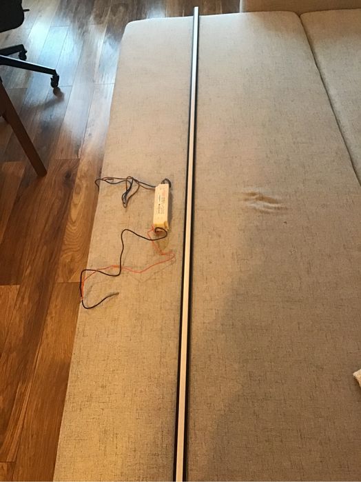 Profil LED z taśmą i zasilaczem