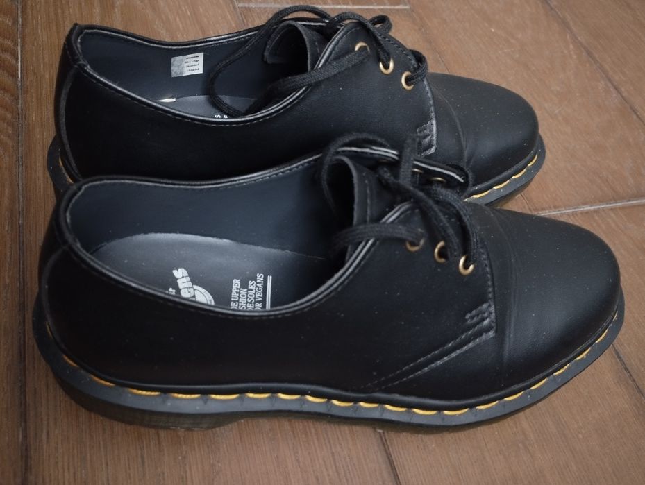 Sprzedam buty vegan dr Martens