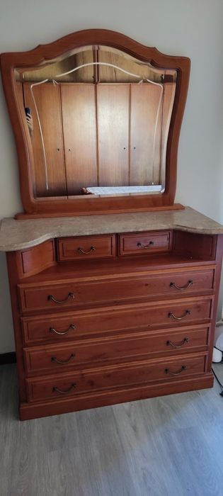 Vendo conjunto de móveis