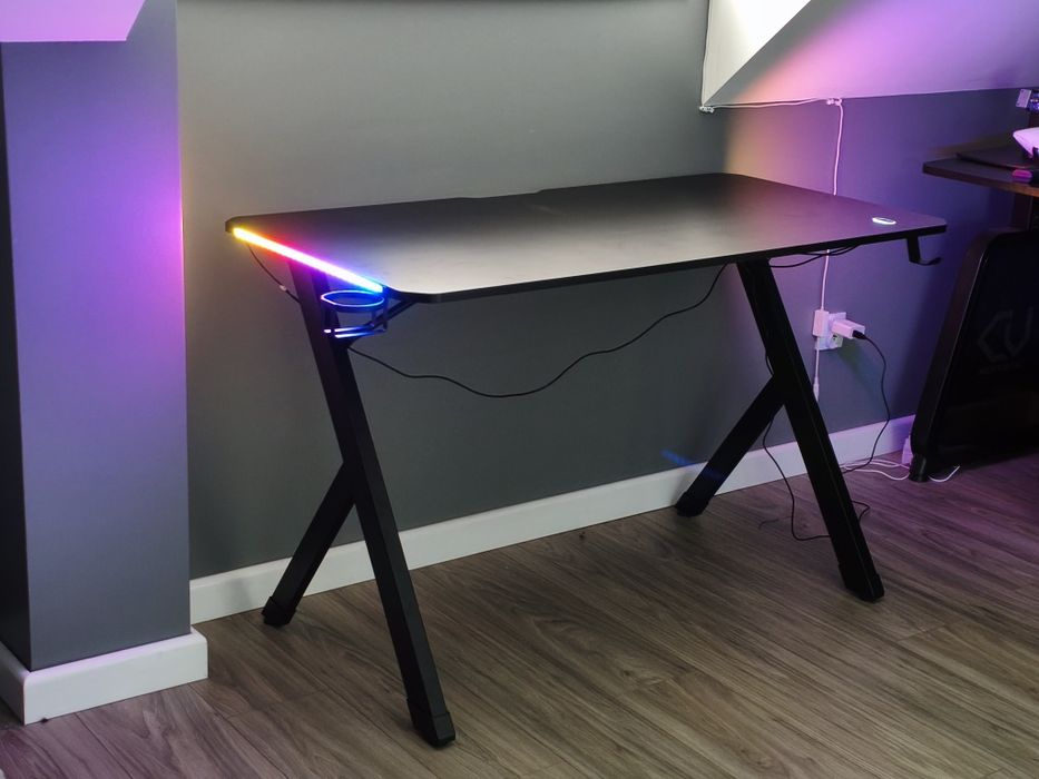 Biurko gamingowe RGB LED