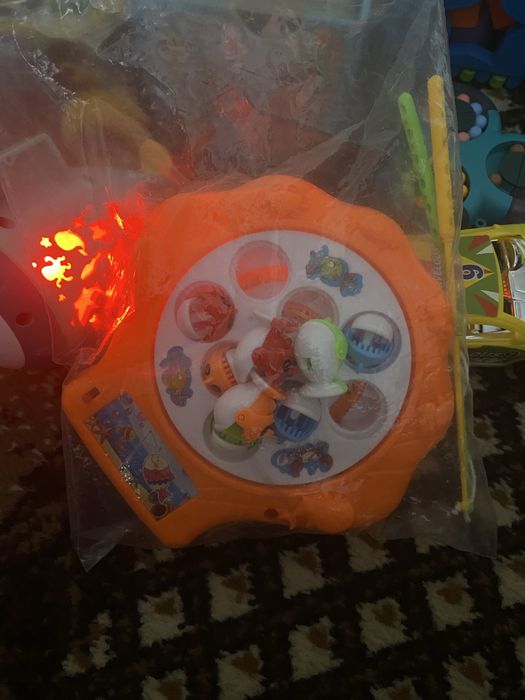 Набір дитячих іграшок