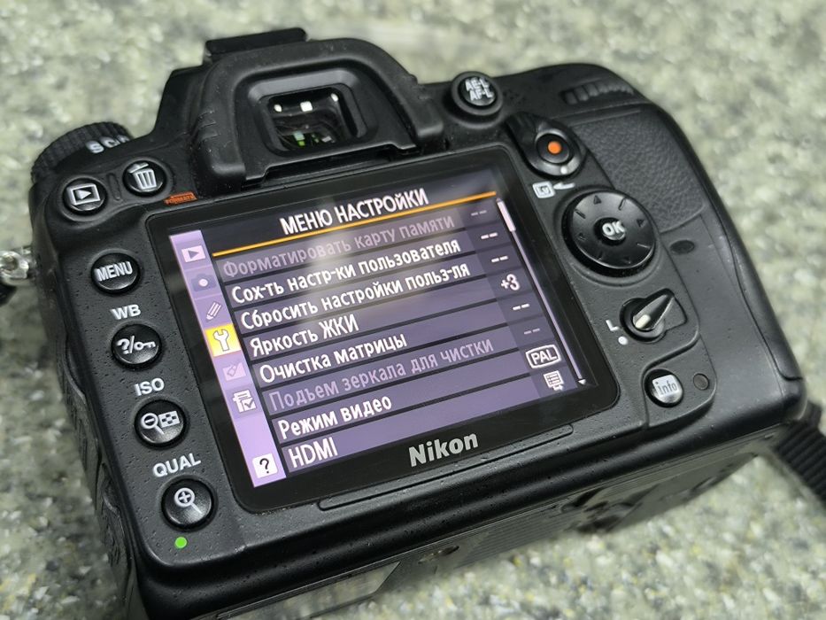 Nikon d7000 в отличном состоянии, ошибка затвора