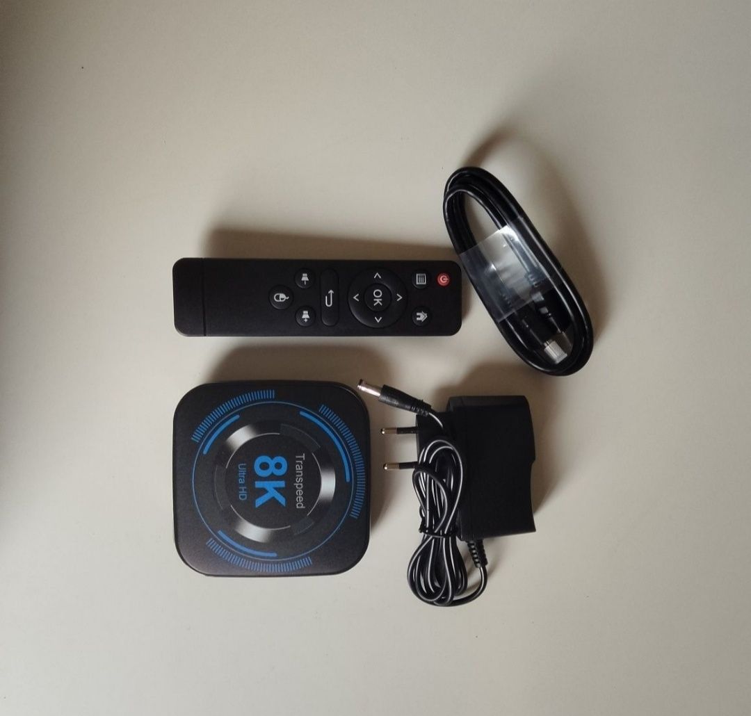 NOWY Smart TV BOX Transpeed / android 4 GB RAM