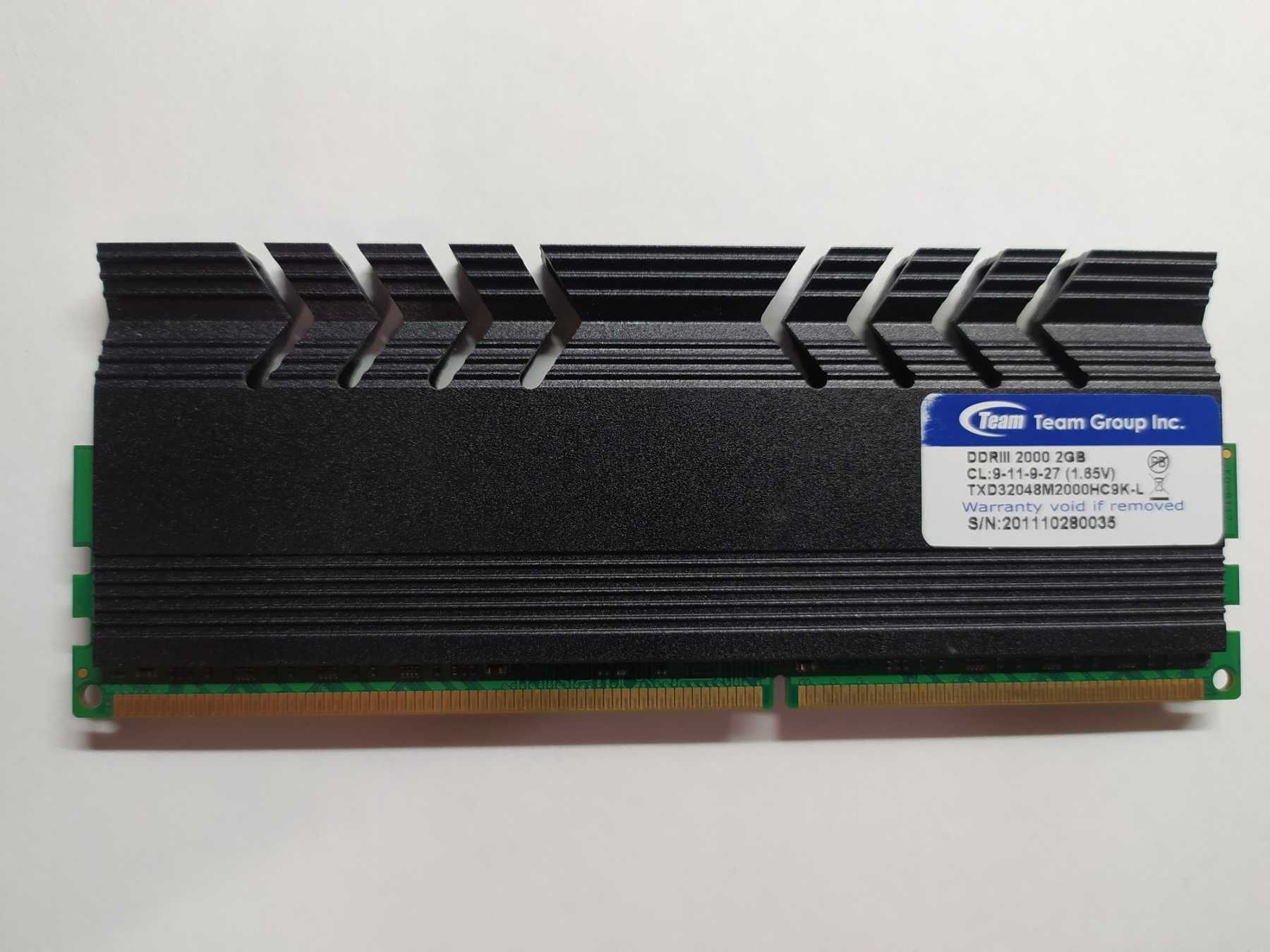 Оперативна пам'ять  Team Xtreem DDR3  1866-2000MHz
