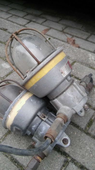 Stare lampy przemysłowe ITALY retro,.