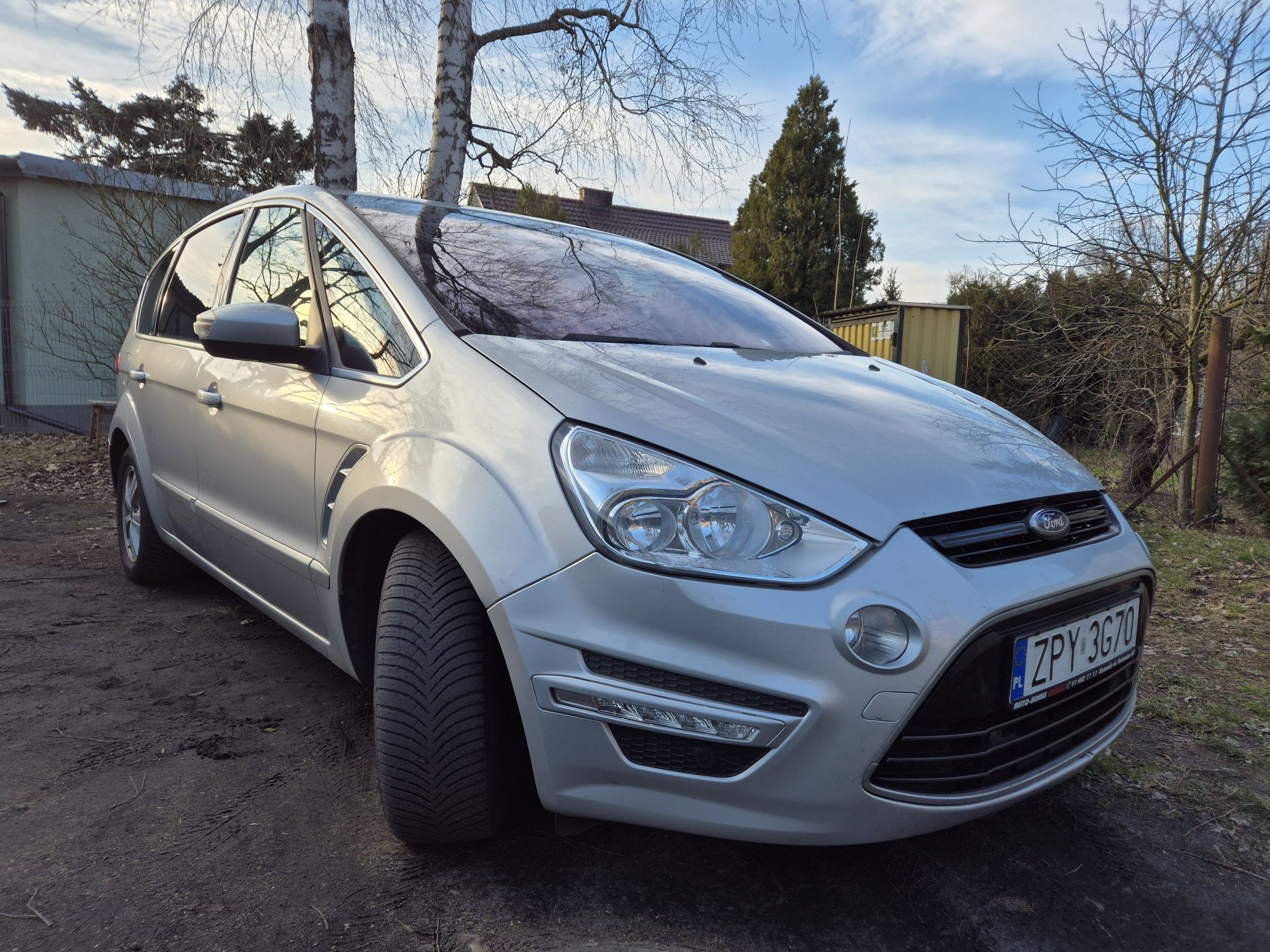 Ford S-Max 2011r 2.0 164 KM