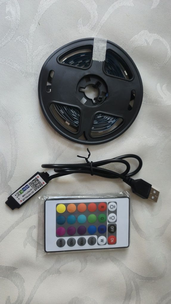 Taśma Led 5 Metrów z Pilotem i Bluetooth