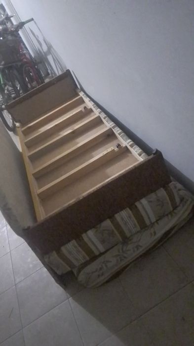 Кровать двуспальной. Варианты: переделать мягкую часть или на дрова