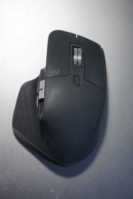 Продам мишку Logitech MX Master 3