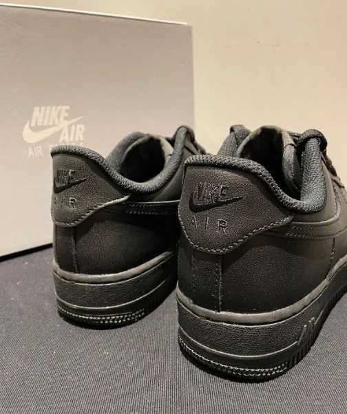 Nike Air Force 1 Low '07 Black  42