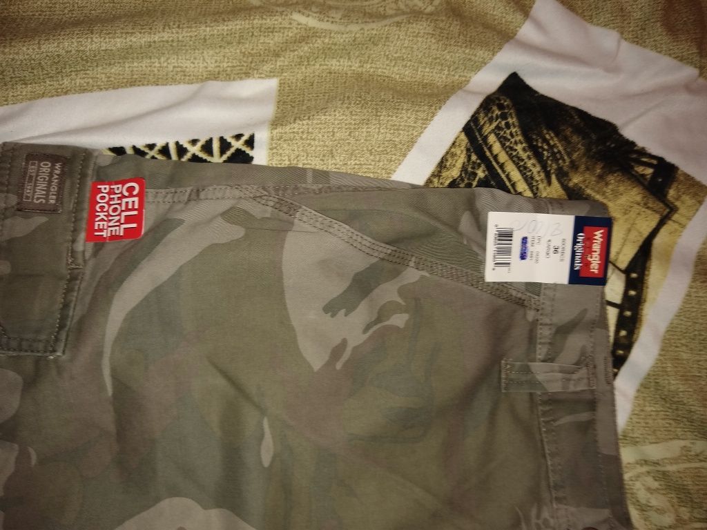 Spodenki męskie Wrangler cargo loose fit W36 nowe