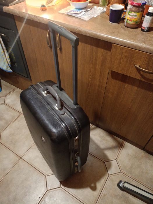 Чемодан VIVA поликарбонат