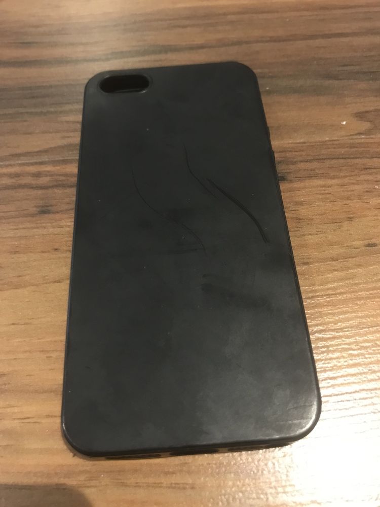 Iphone 5s com capa incluída