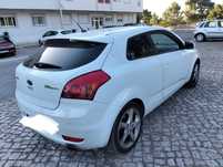 Kia ceed Coupé 1.6 crdi 2010