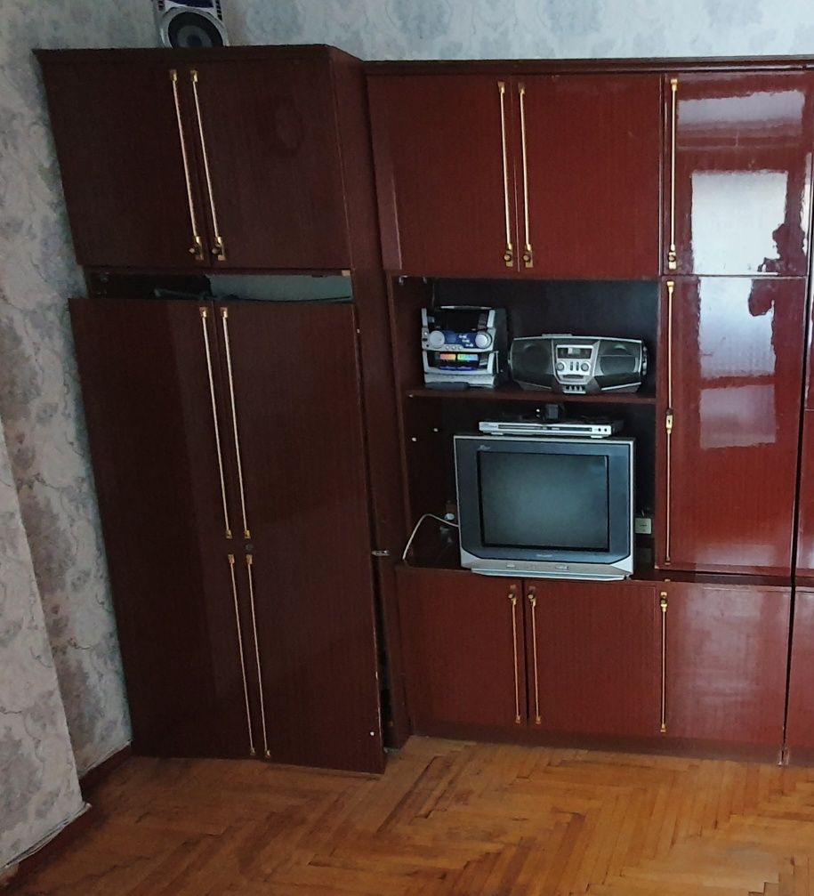 Продам стенку  3м