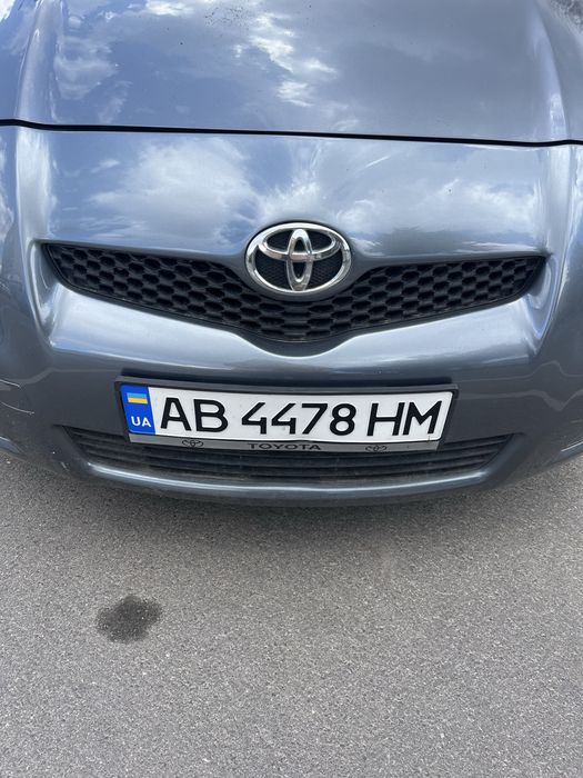 Toyota Yaris 2009 рік газ/ бензин