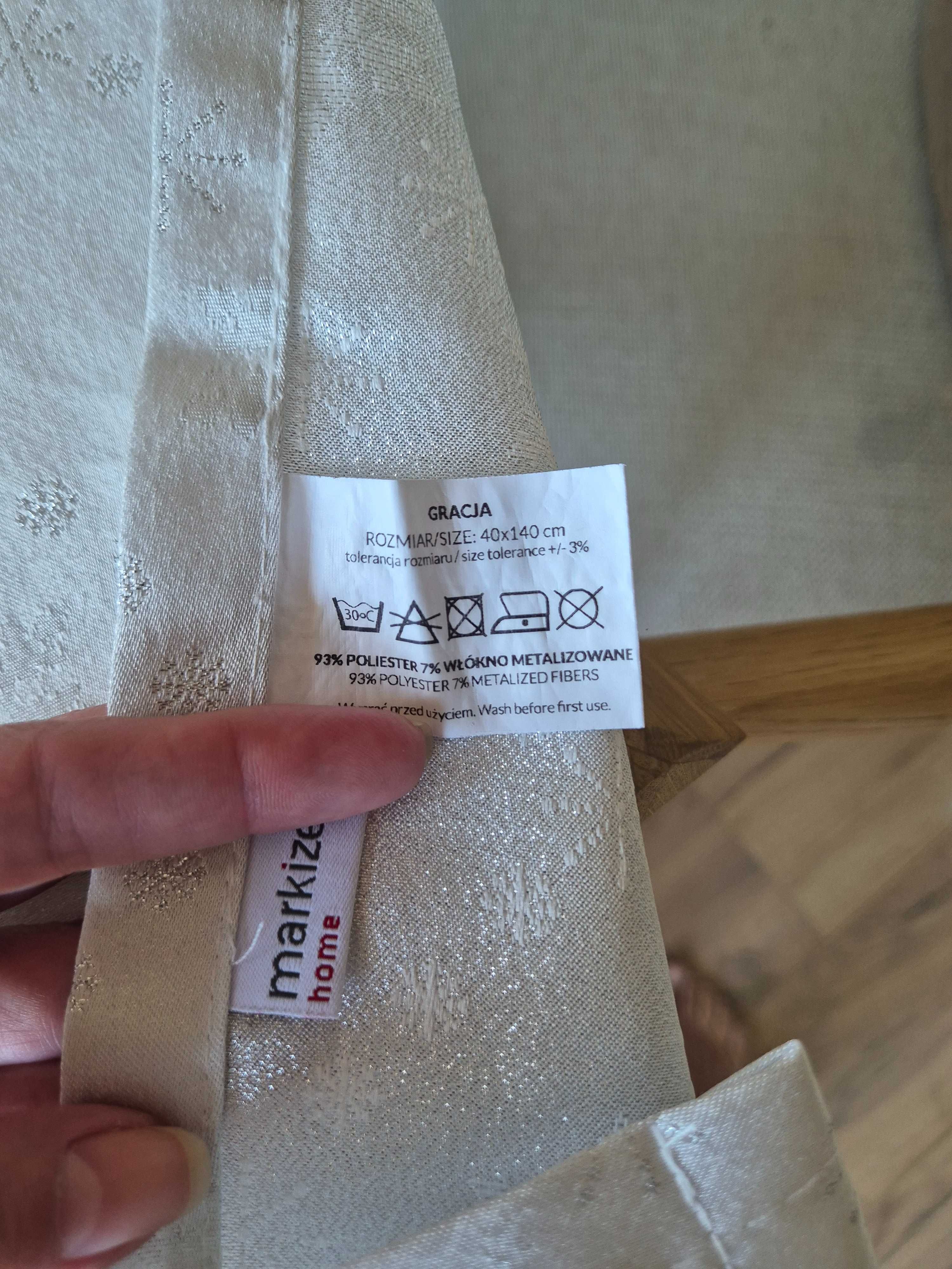 Bieżnik biały świąteczny