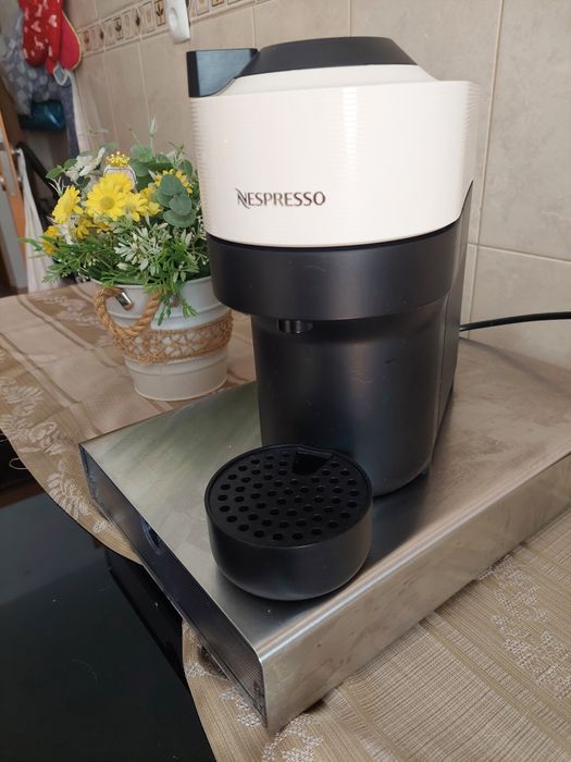 Máquina café Nespresso vertuo
