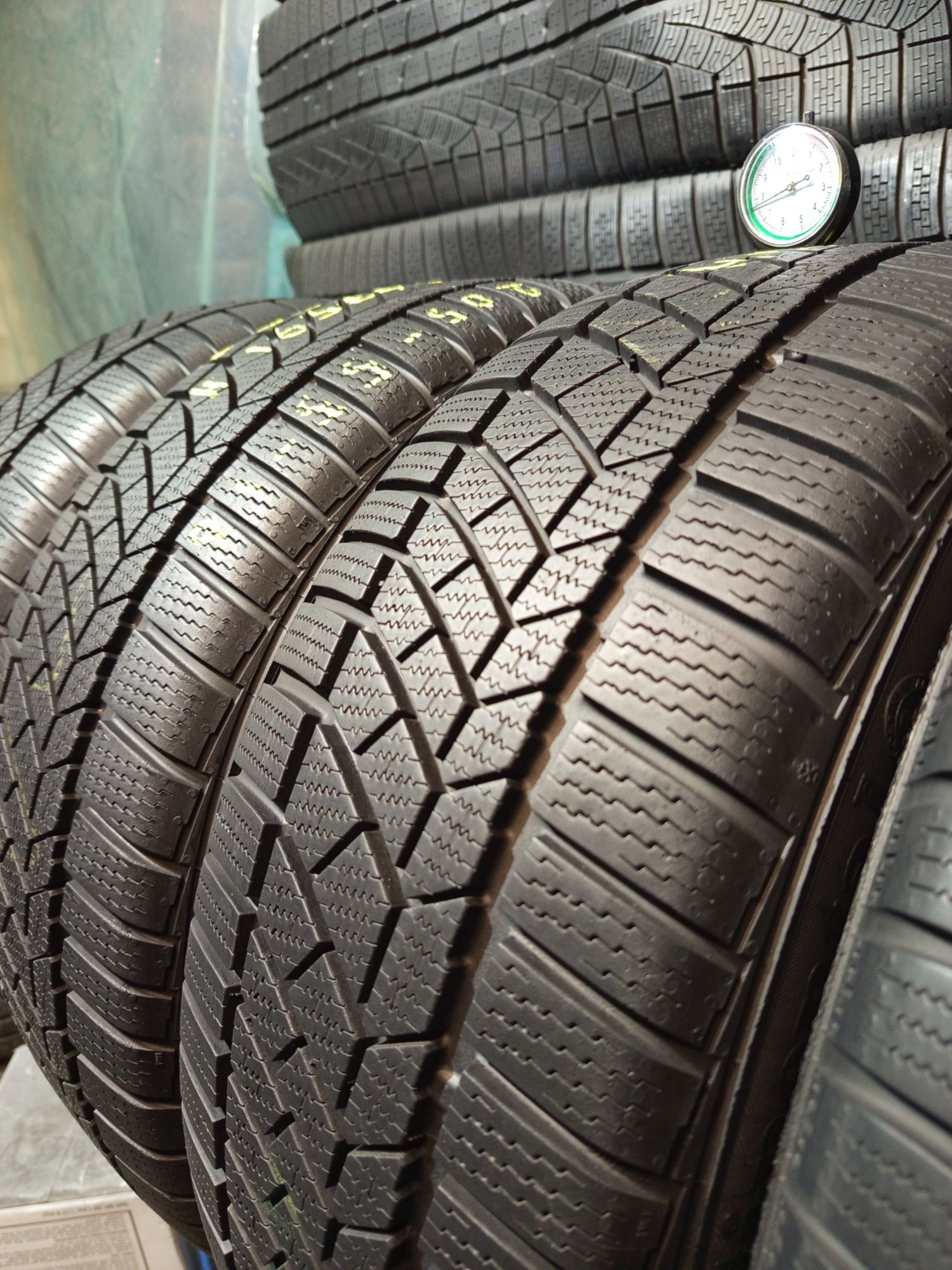 205/55R16 Continental ContiWinterContact ta 830p SSR