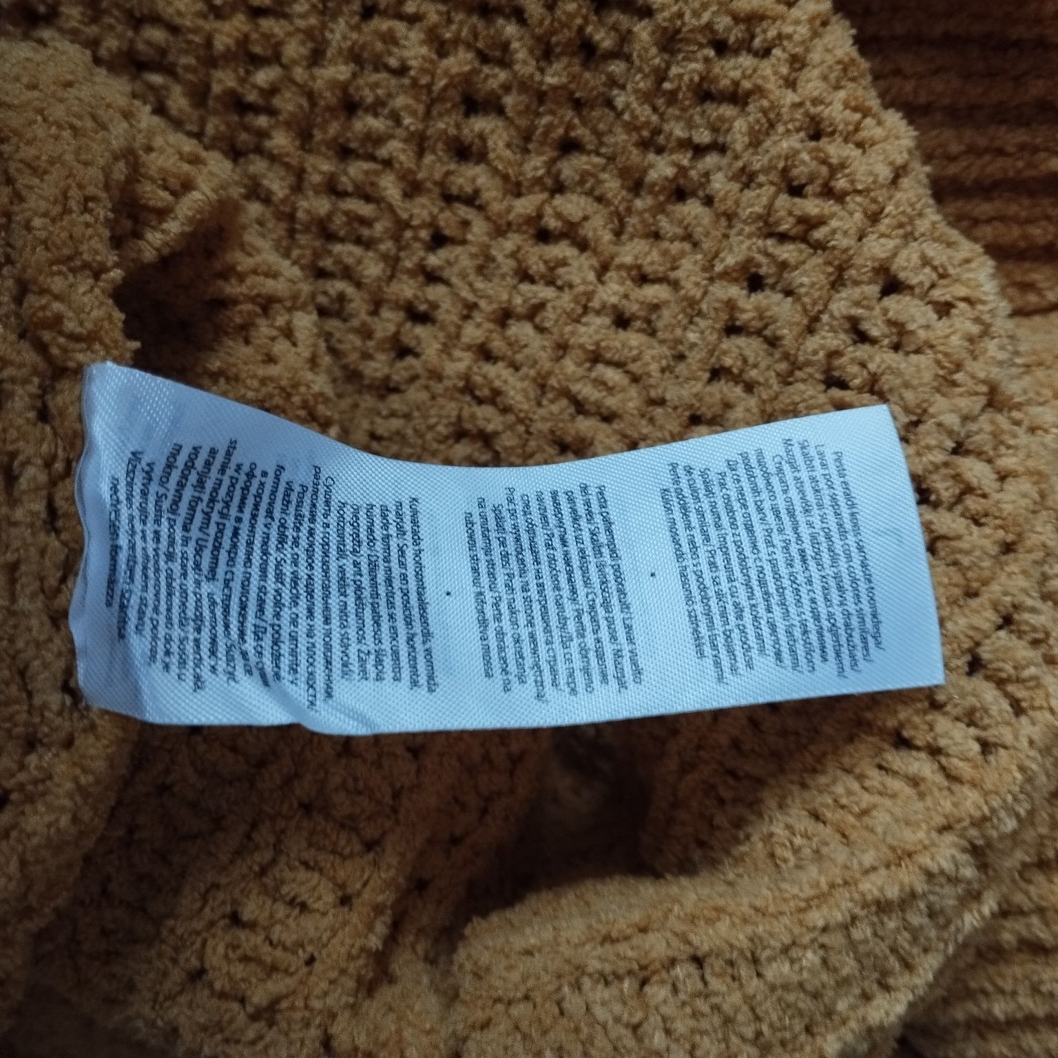 Sweter golf damski Pepco rozmiar l musztardowy z kołnierzem
Wymiary sz