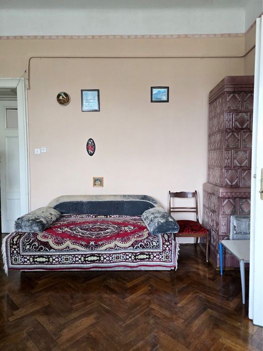 ЦЕНТР! Здам 2х кімнатну, р-н РЕЗИДЕНЦІЇ ЧНУ, МІСЦЕ ПІД АВТО, газ котел