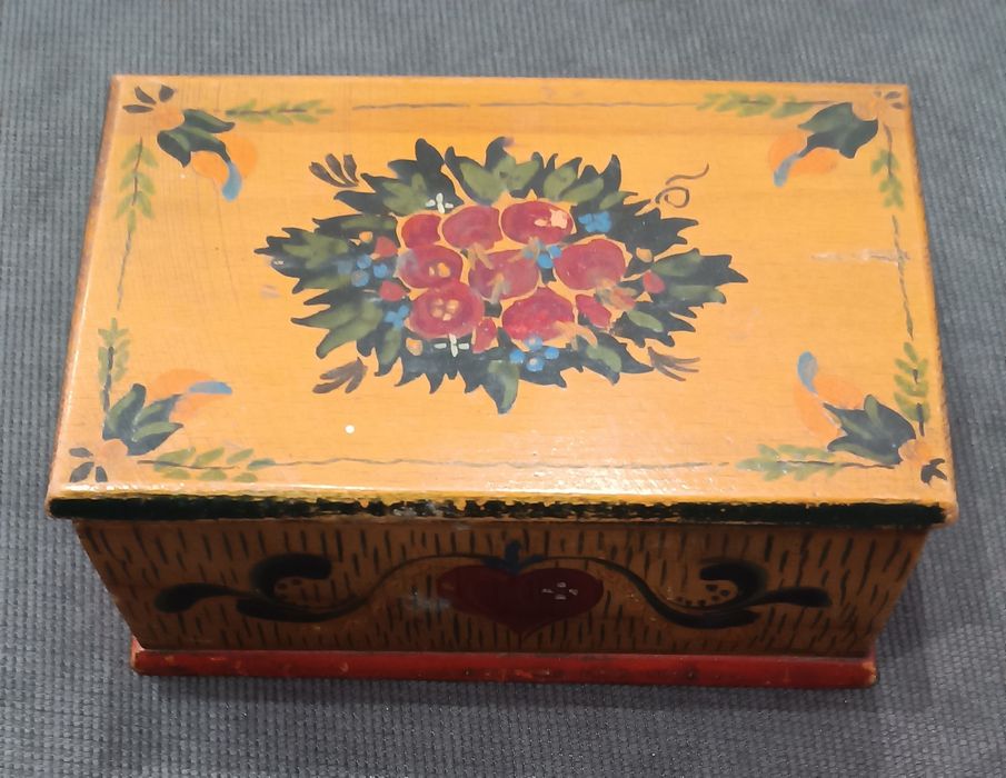 Vintage szkatułka ludowa ręcznie malowana, druga połowa XX w.