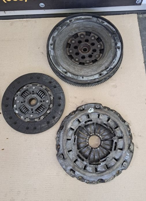 Щеплення сцепление маховик Мерседес 2.2 cdi ОМ 611 646 розборка шрот