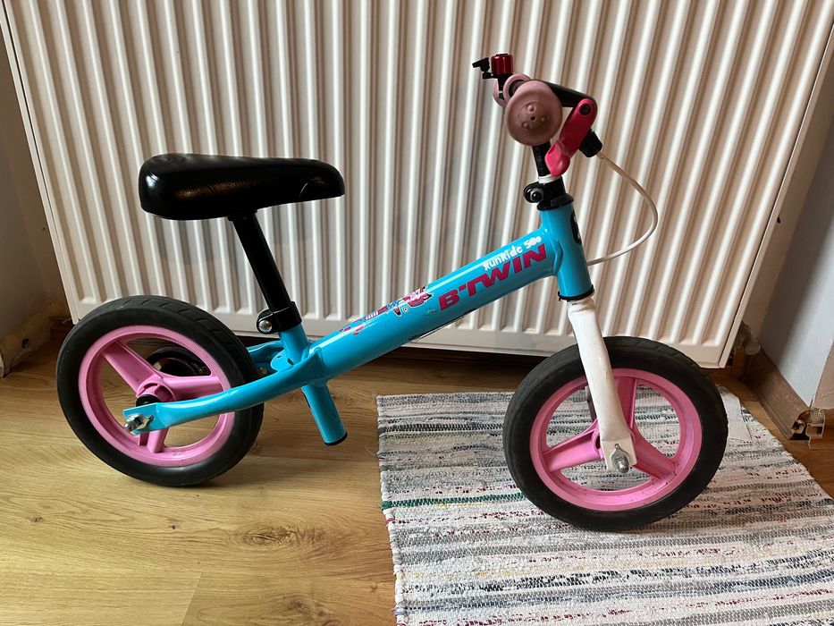 Rowerek biegowy Btwin pierwszy rowerek