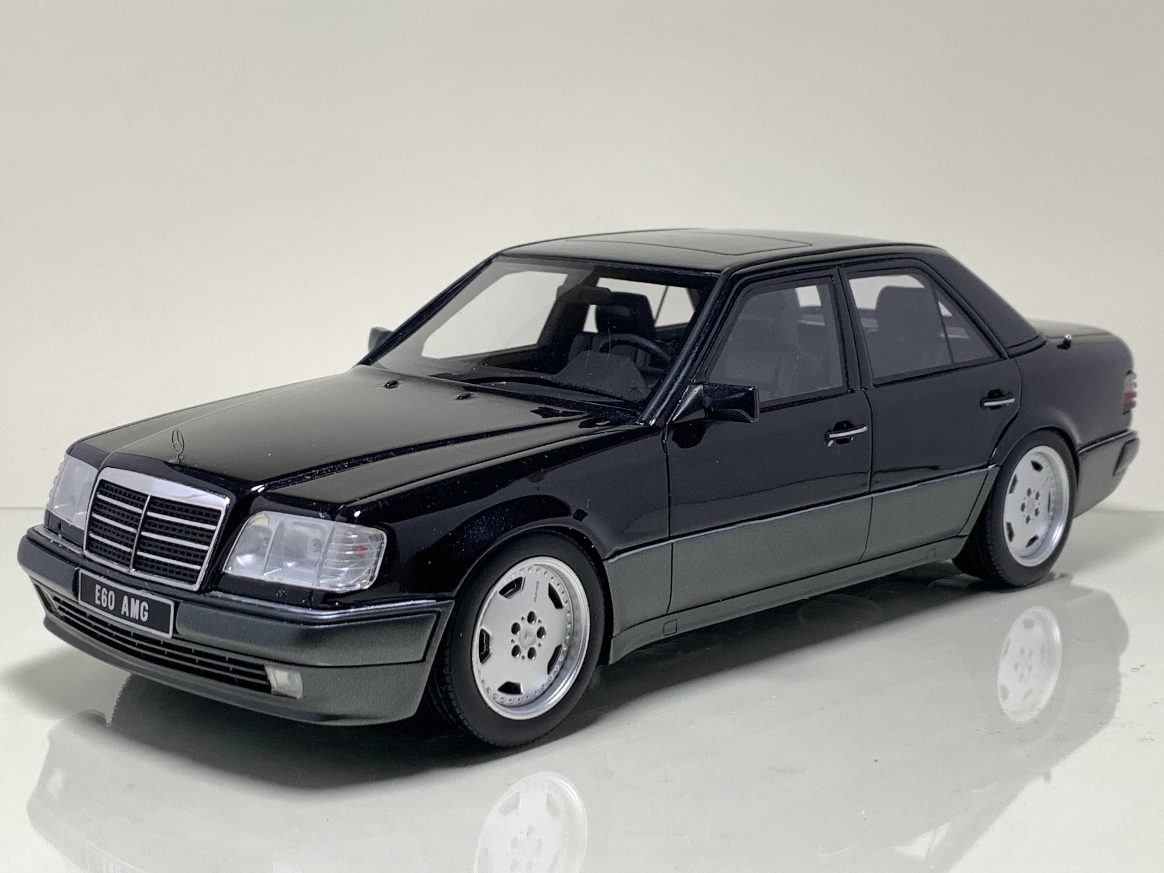 Mercedes-Benz E60 AMG W124 1:18 Otto Model Kolekcjonerski