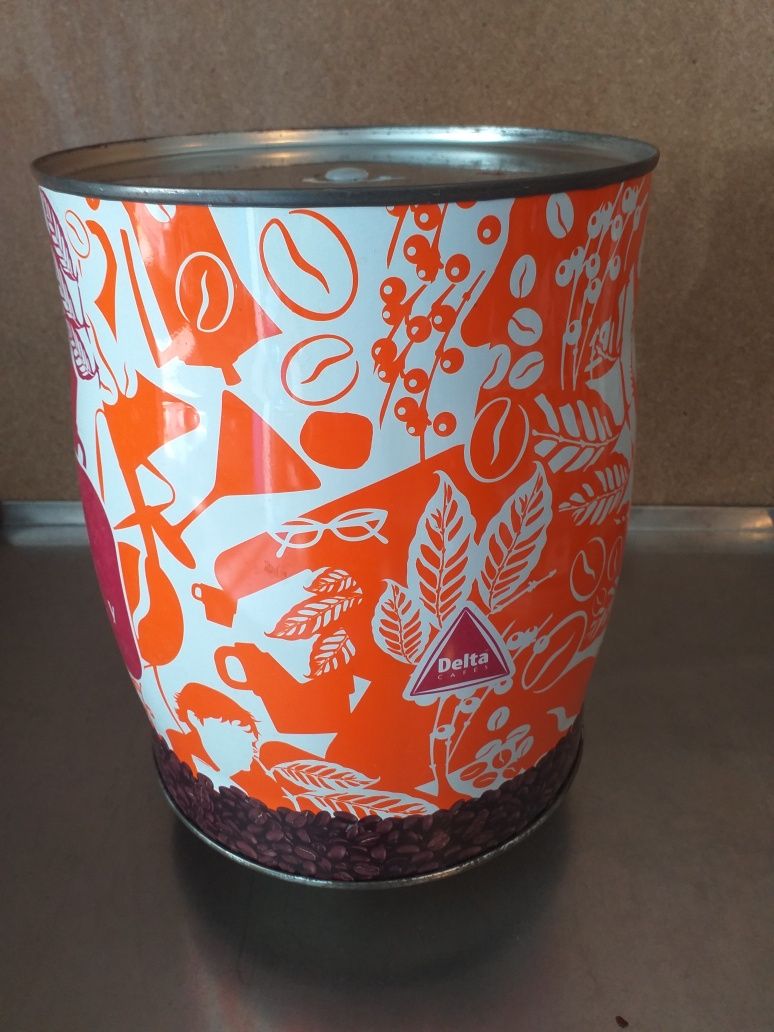 Lata de café Delta, lote Ruby