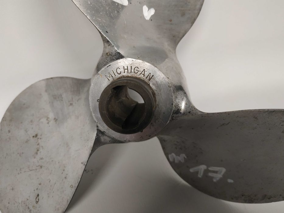 Śruba napędowa SMC 55 Michigan nr.17