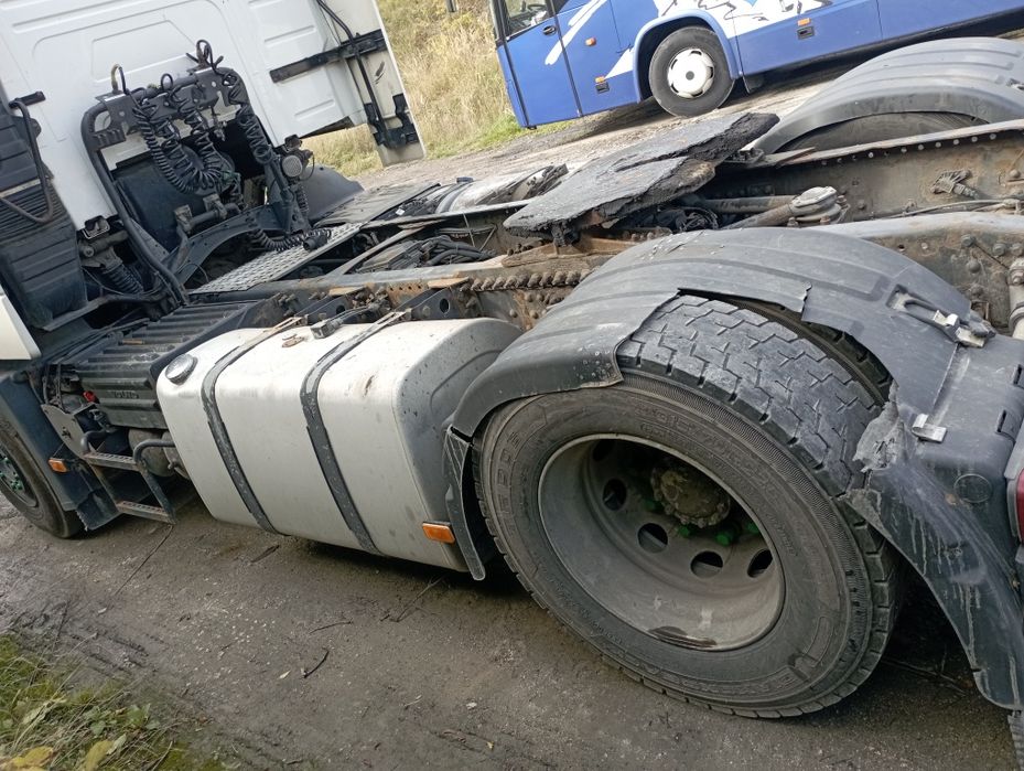 Volvo FH 13 2008 і прицеп лісовоз Krone SDP 27