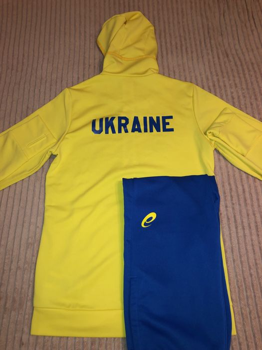 Спортивний костюм збірної України