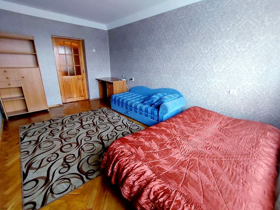 2-кім. Проспект миру."Сайгон","Фокстрот".Погодинно, подобово.Ціна доби