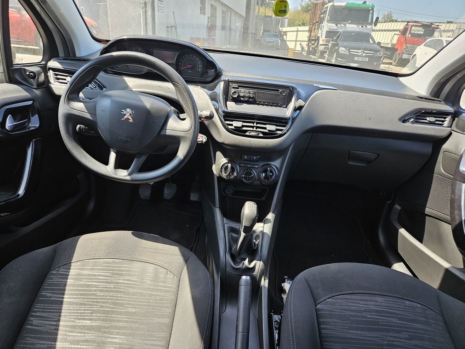 Peugeot 208 1.0 VTi de 2014 para peças