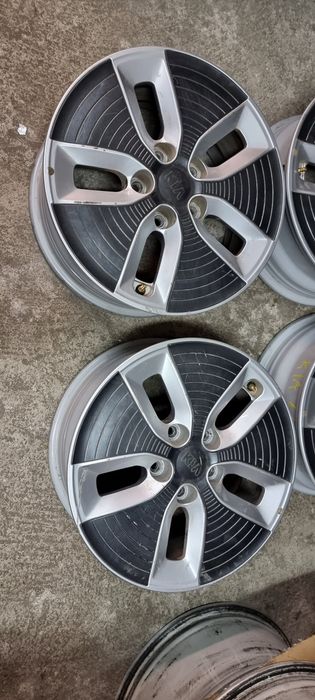Felgi 5x114,3x16 kia