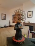 Boneco pinhead em cerâmica
