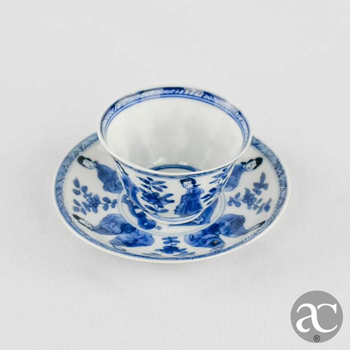 Par de taças e pires porcelana Chinesa, Período Kangxi, séc. XVII
