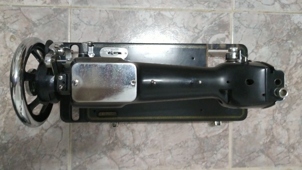 Máquina Costura OLIVA