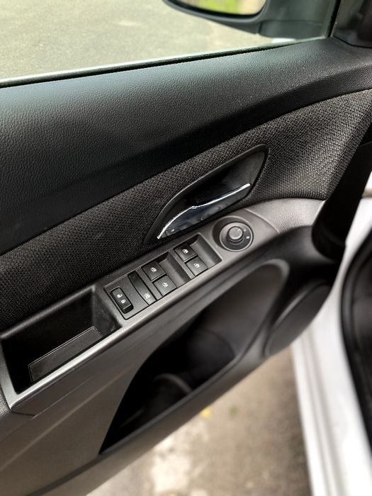 Продам Chevrolet Cruze 1.4 turbo