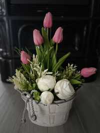 Kompozycja kwiatowa stroik wiosna Wielkanoc tulipany silikonowe