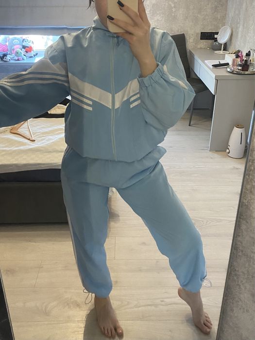 спортивный костюм