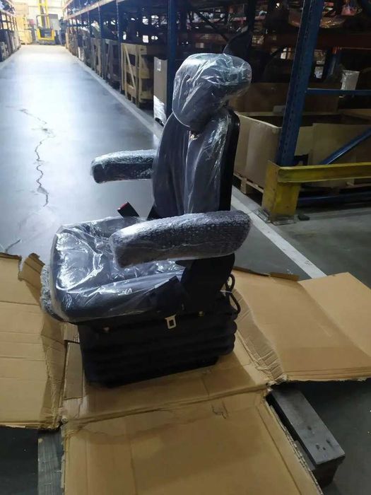 сидіння пневматичне John Deere CASE, New Holland, CLAAS, МТЗ, manitou